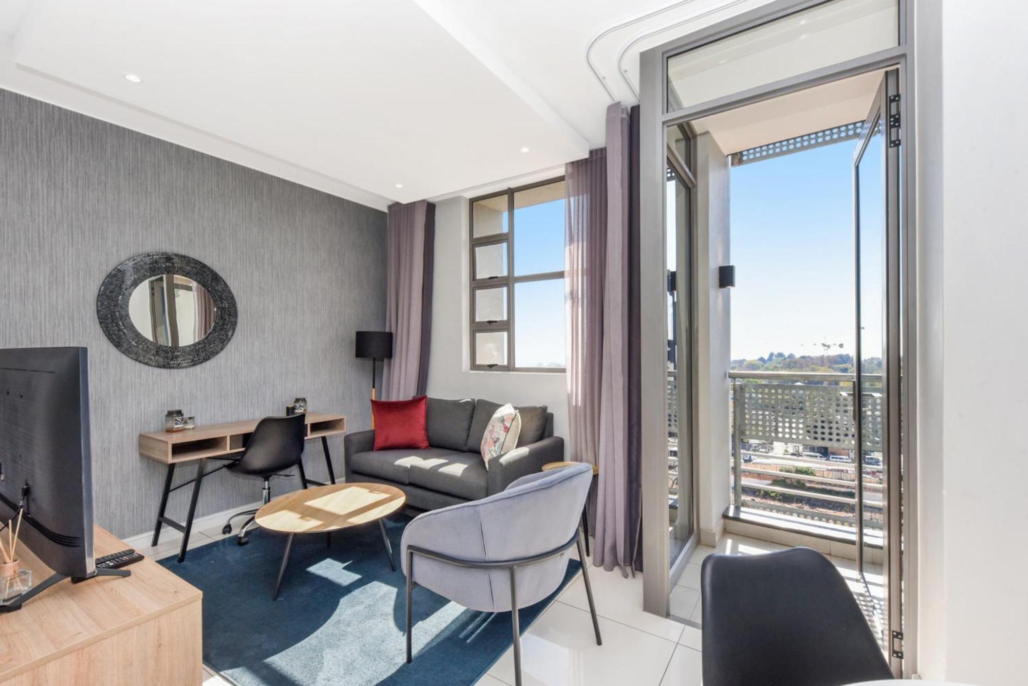 The Median Rosebank Luxury Apartment - Building With Generator Йоханнесбург Экстерьер фото